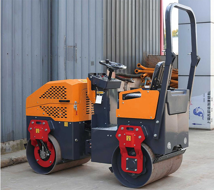 全液壓與機(jī)械式壓路機(jī)全面對(duì)比及選購建議